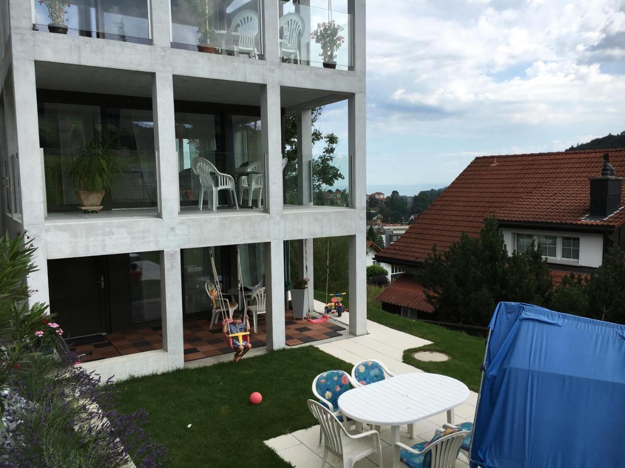Haelmli Apartment Хайден Екстериор снимка